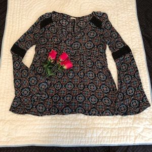 Pretty loose fit top with bell sleeves